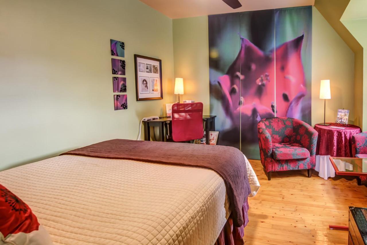 Chicoutimi Chateau Murdock Gite Et Esthetique 1950 מראה חיצוני תמונה
