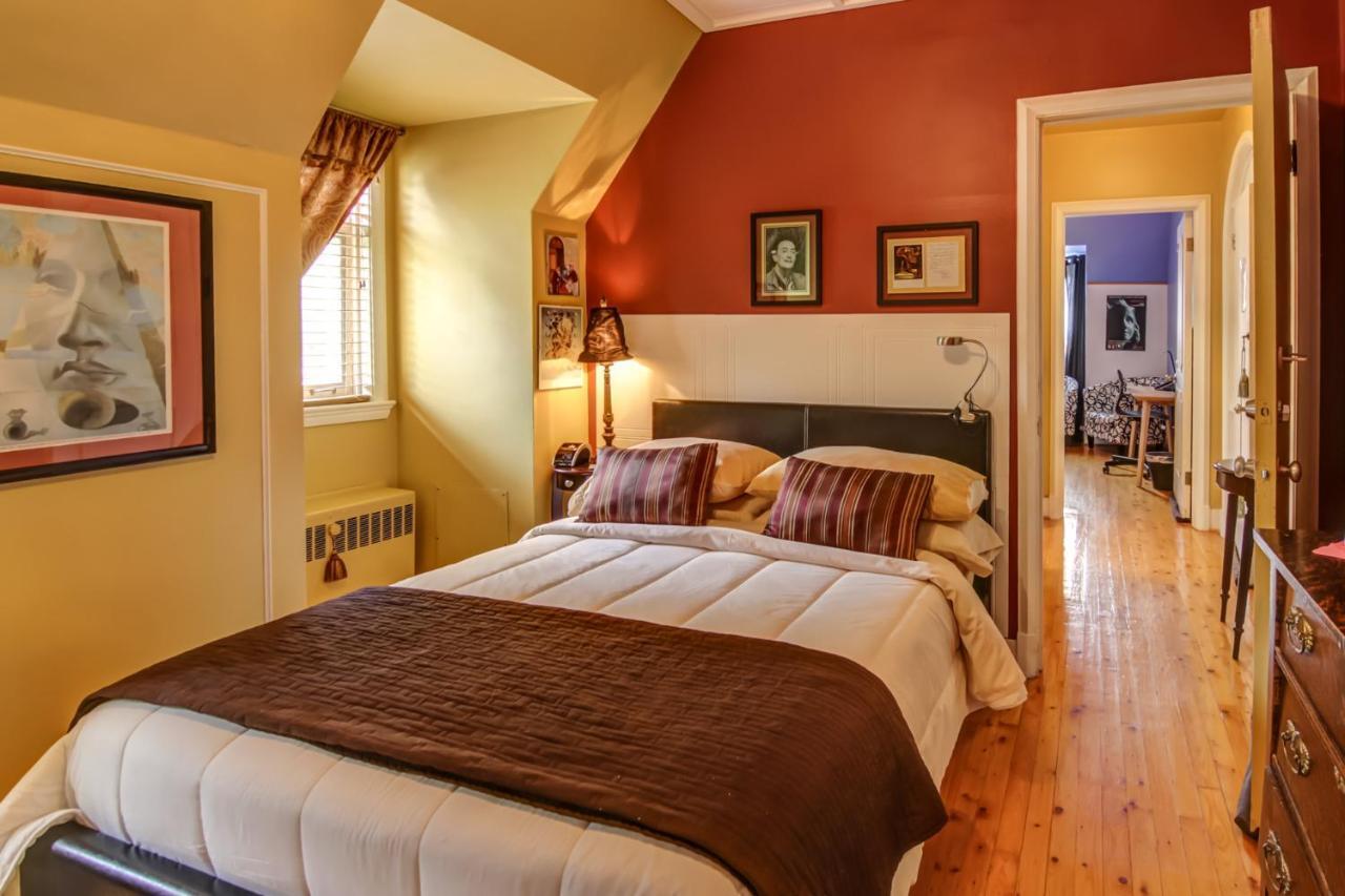 Chicoutimi Chateau Murdock Gite Et Esthetique 1950 מראה חיצוני תמונה
